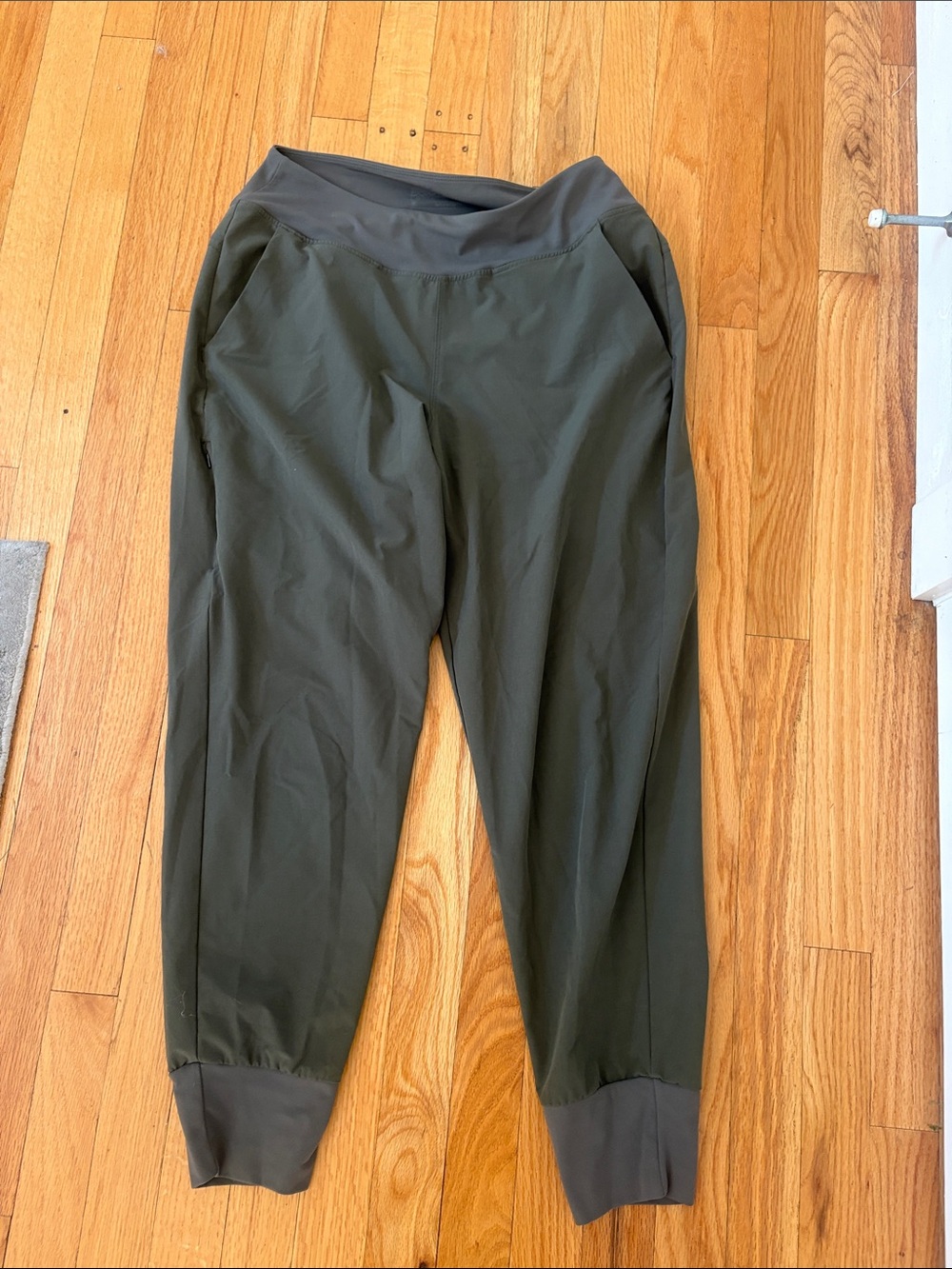Women’s Olive Green Jogger Pants